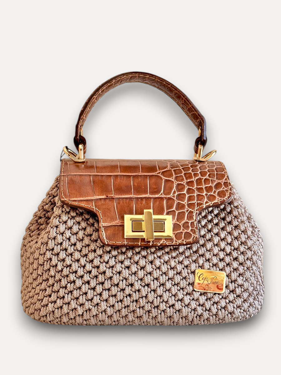 Borsa a mano CapriNina modello Capriccio in crochet beige con patta in pelle marrone stampa cocco e chiusura a girello