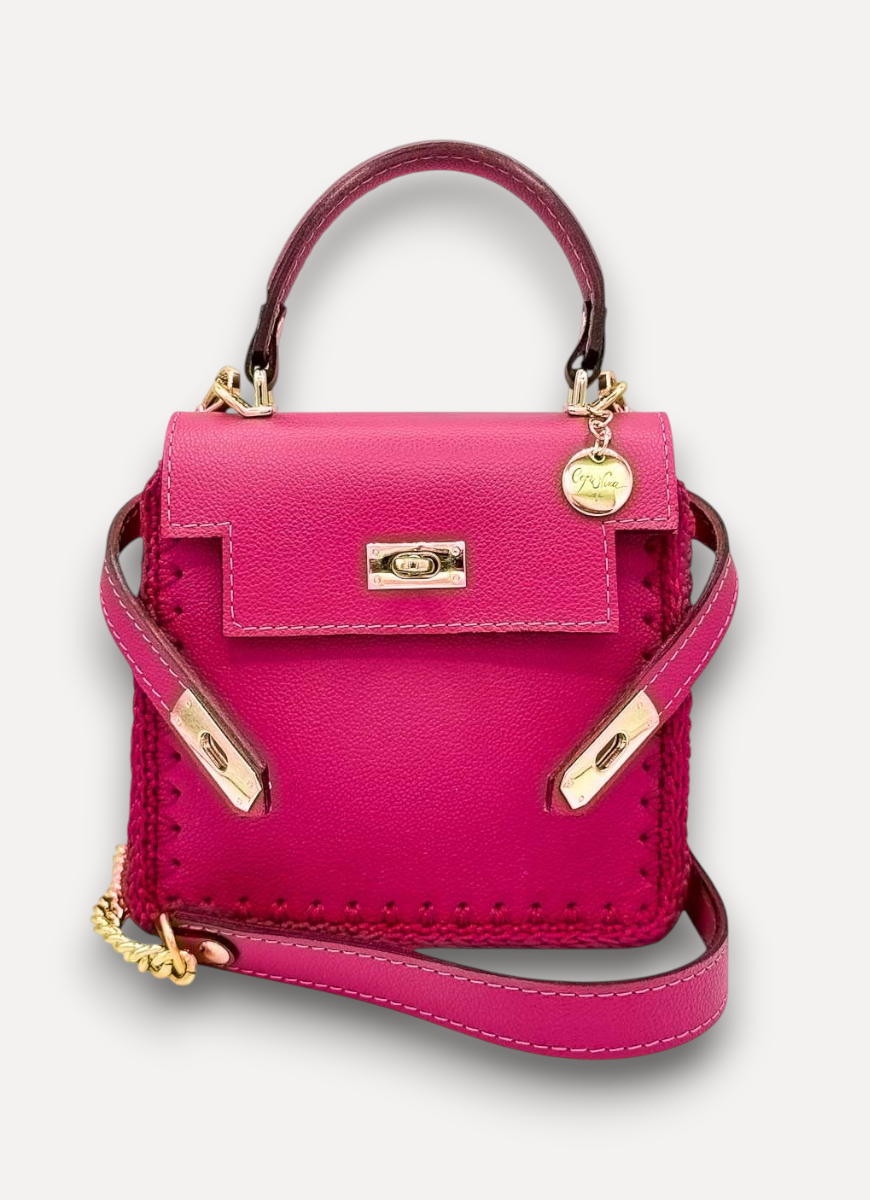 Borsa CapriNina Hesmeralda Baby fucsia in pelle goffrata effetto pitone con dettagli all'uncinetto e chiusura dorata
