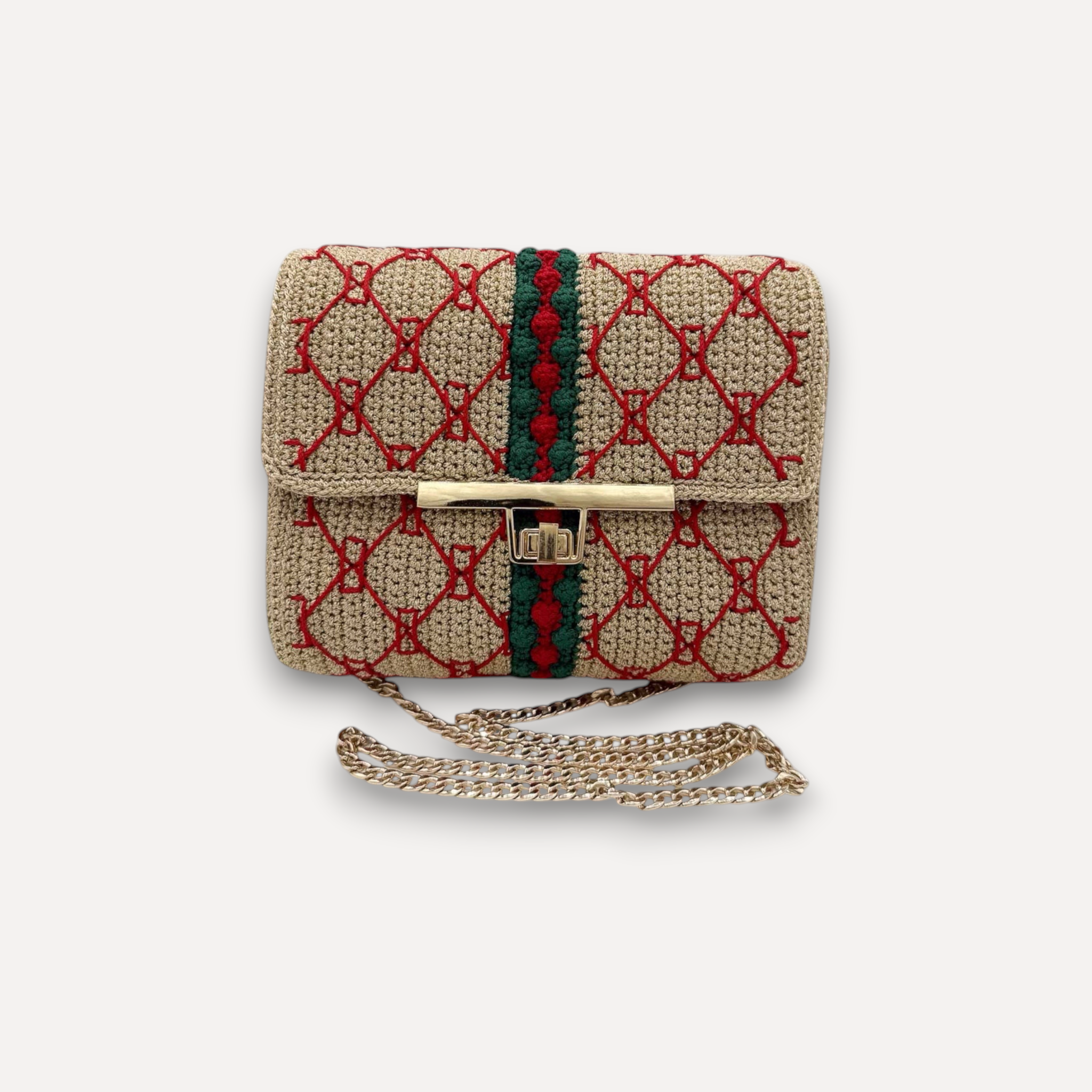 Borsa CapriNina fatta a mano all'uncinetto color beige con ricami rossi, dettagli verdi e chiusura a incastro dorata